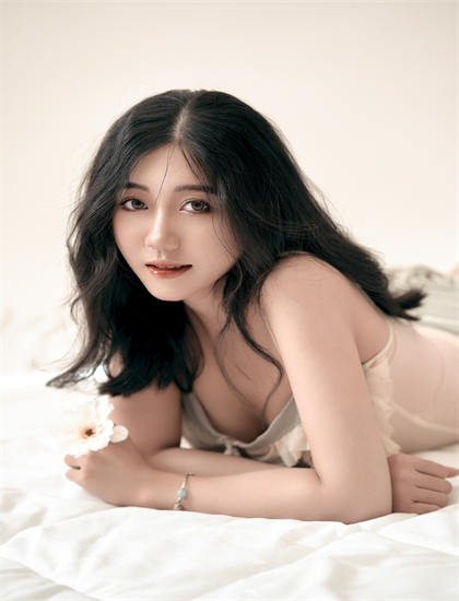 美丽的姑娘免费观看在线播放-电影超级app